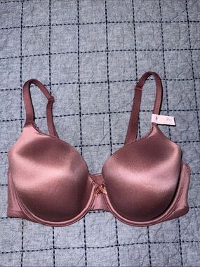 Victoria’s Secret bra 36D body by Victoria perfect coverage NWT